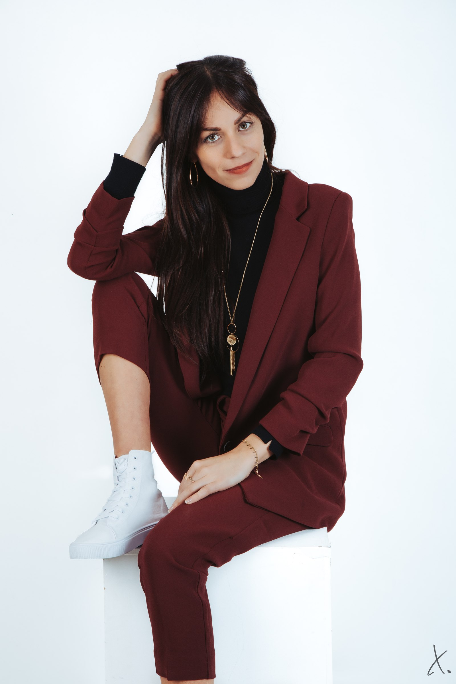Portrait de Marey en costume bordeaux